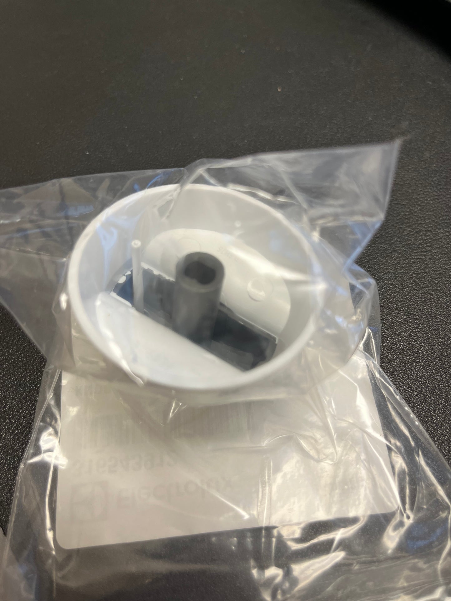 316543912 Frigidaire Oven Knob – Genuine OEM Replacement