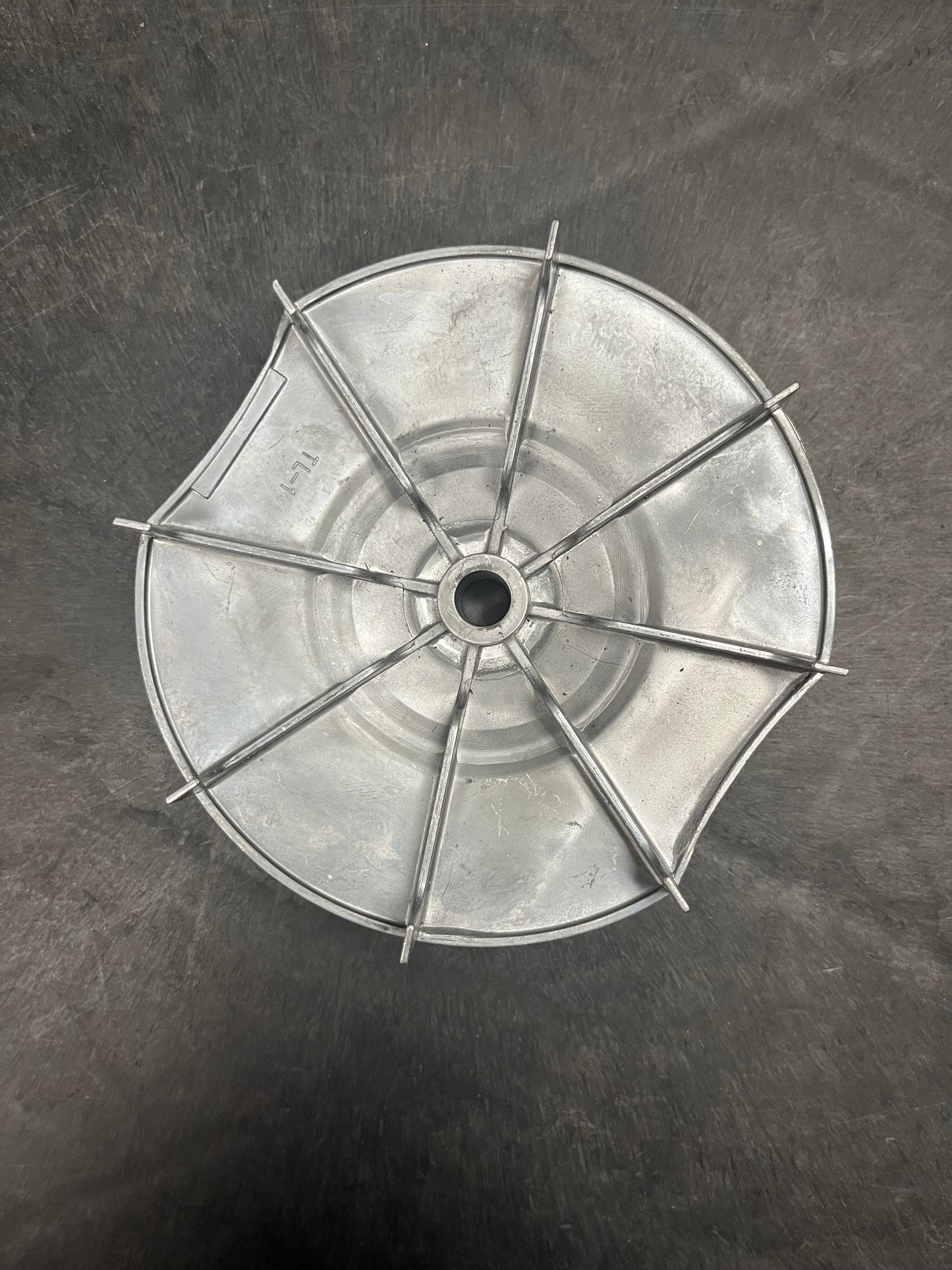 W10882138 Whirlpool Pulley Assembly – OEM Replacement Part