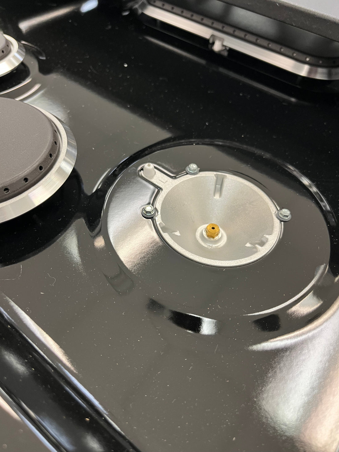 How to Fix a Gas Stove That Won’t Ignite: Igniter and Spark Module Tips